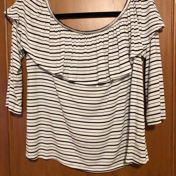 Off the shoulder stripped top - Picture 1 of 1